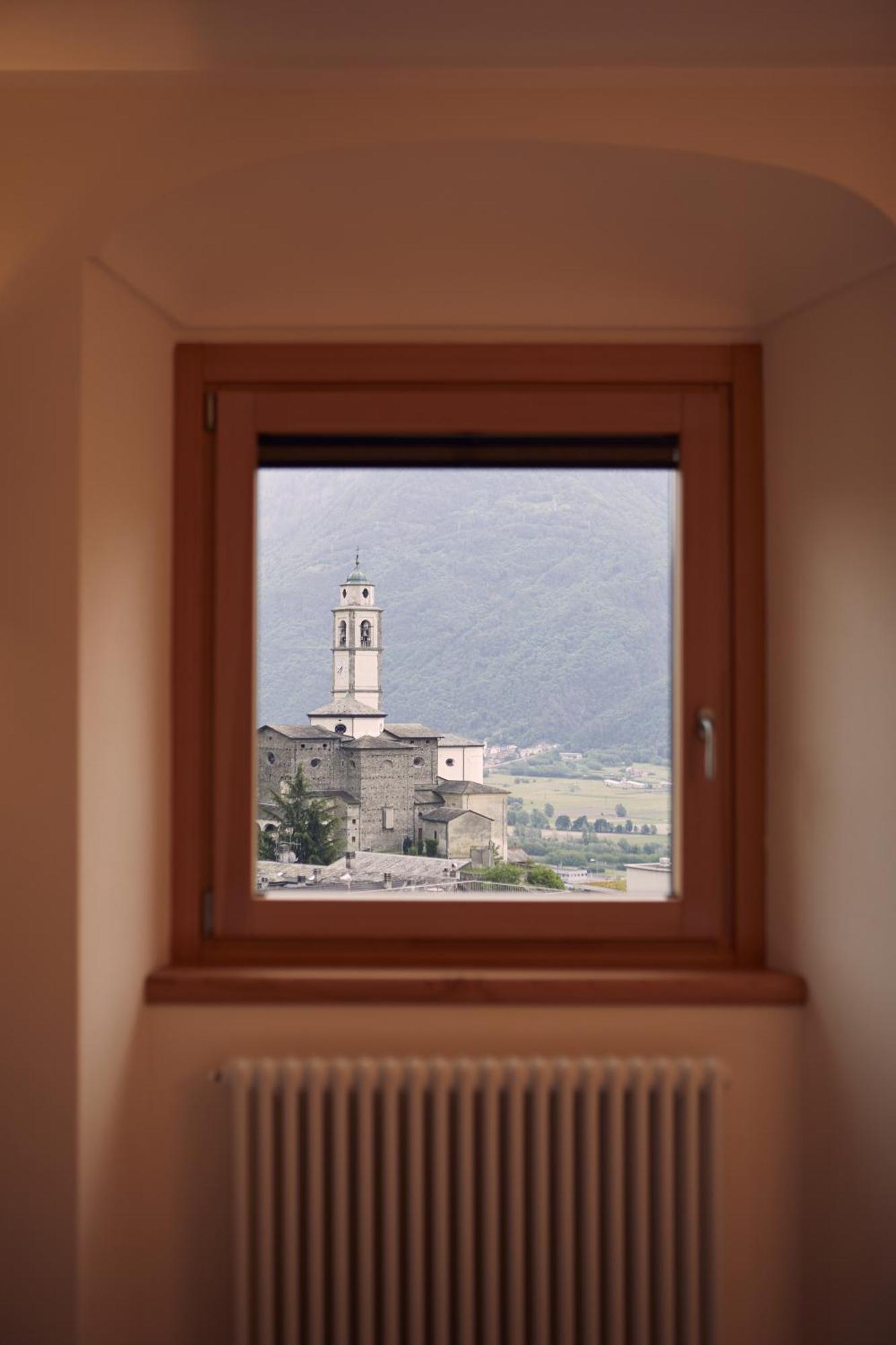 Le Corti Dei Sassi Bed & Breakfast Berbenno di Valtellina Bagian luar foto