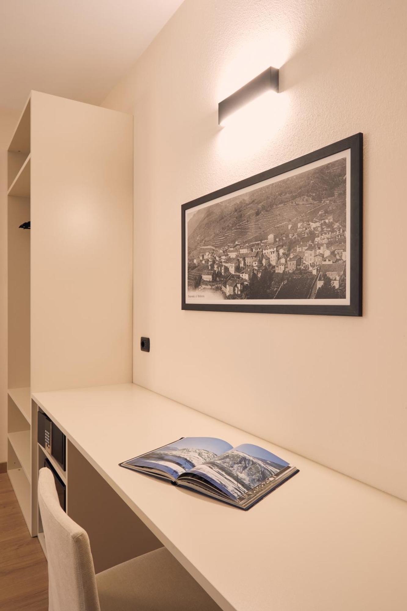 Le Corti Dei Sassi Bed & Breakfast Berbenno di Valtellina Ruang foto